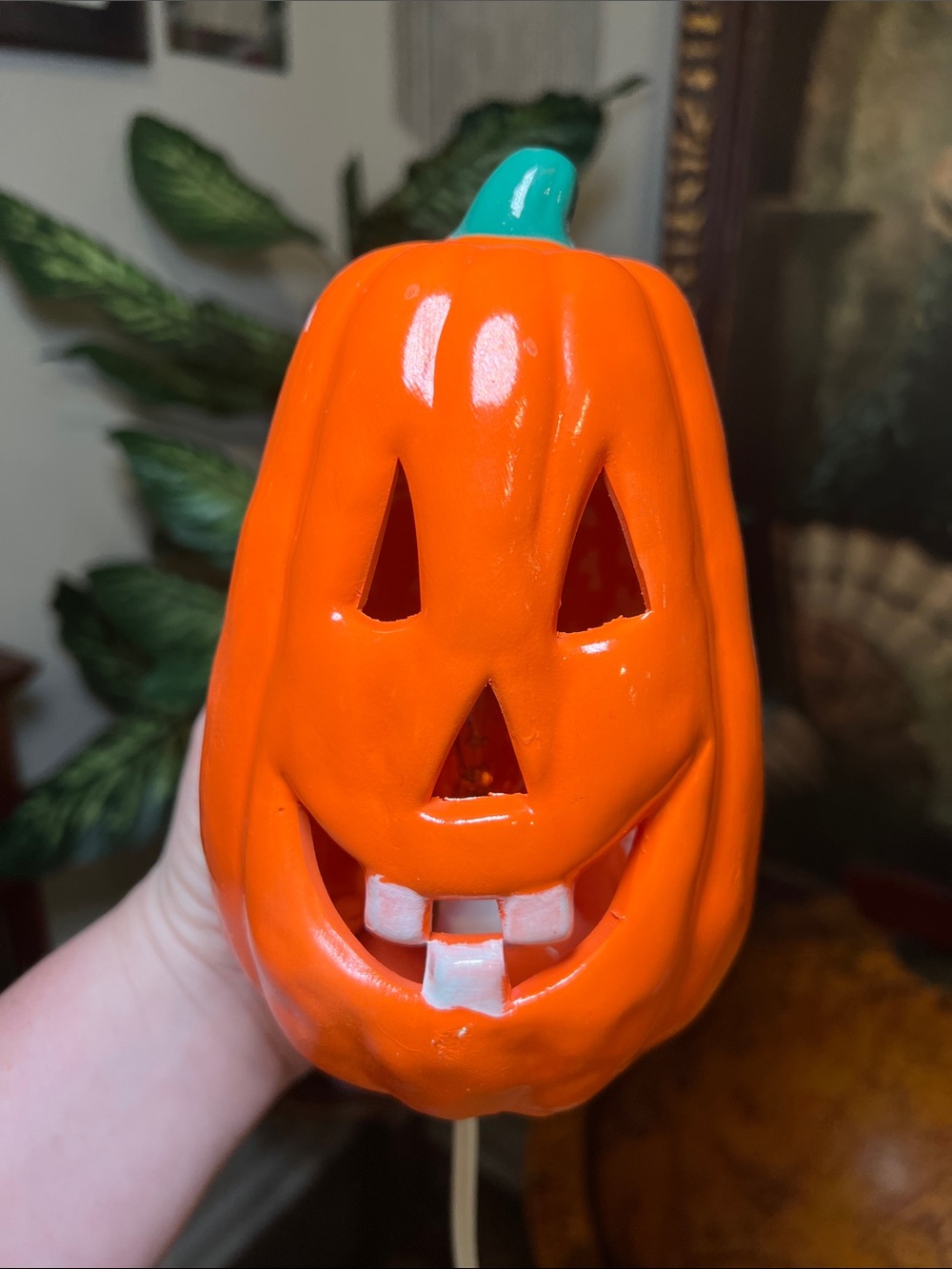 VTG Kitsch Anthropomorphic Halloween Ceramic Pumpkin Jack o Lantern Accent Light